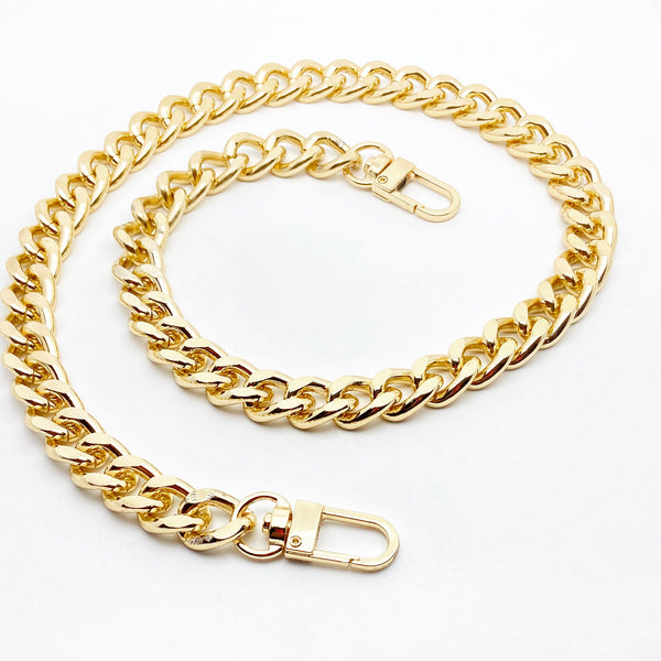 Gold Chunky Shorty Chain w/ D Clasp